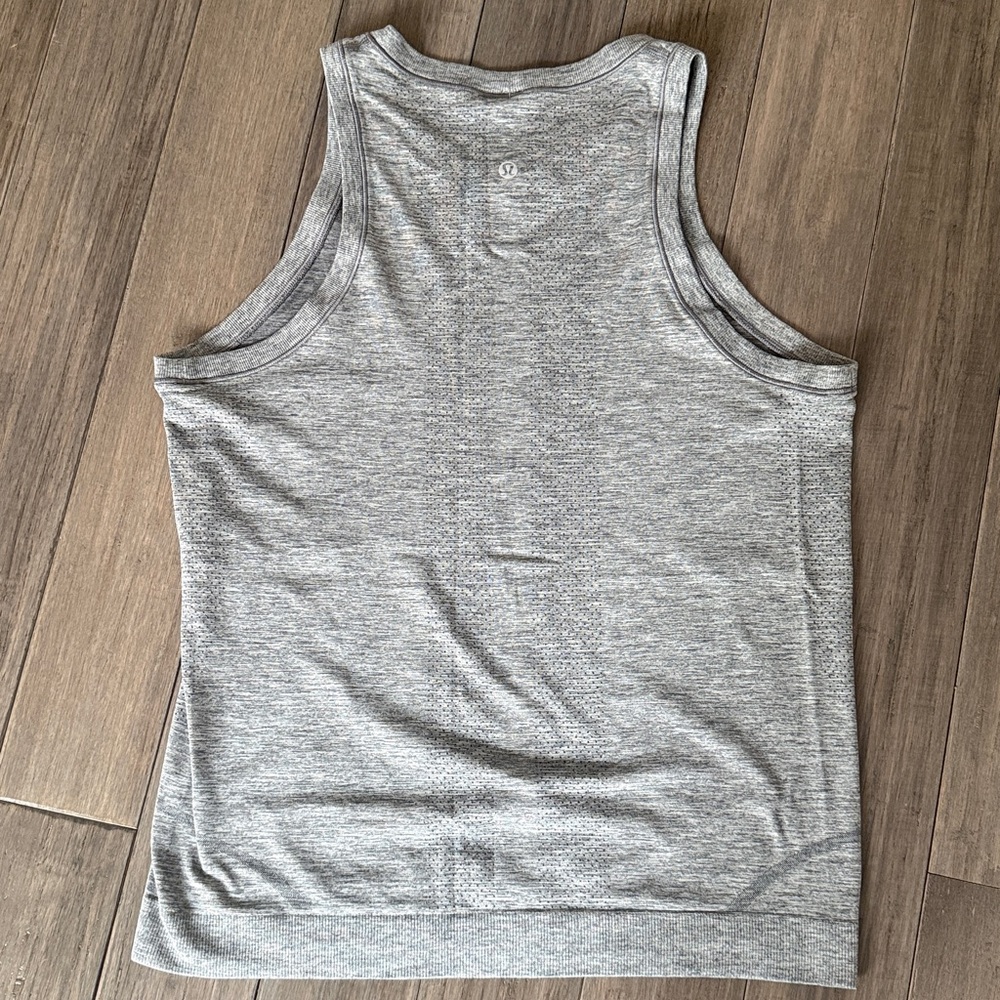Lululemon Swiftly Tank - Picture 2 of 5